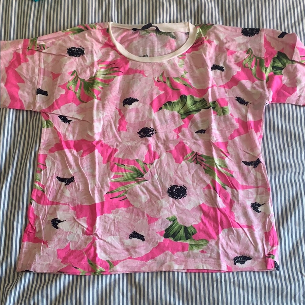 3/$25 - French Connection Floral T-Shirt